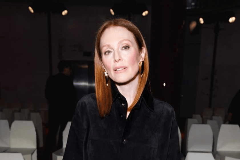 朱丽安·摩尔斩获2026戛纳'跃动她影'奖 推动行业性别平等获赞