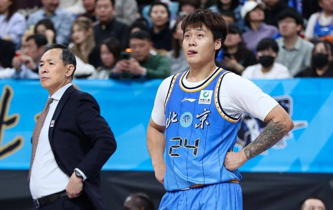 CBA最新消息！广东球迷希望输球，北京男篮赵睿伤病已无大碍，徐昕伤病情况出炉