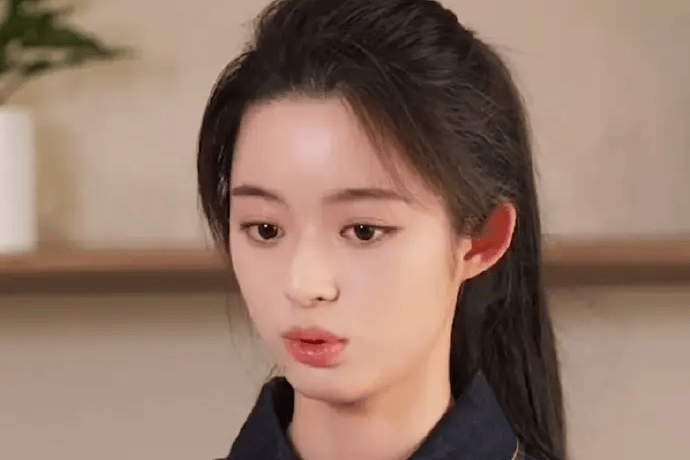 黄杨钿甜就耳环争议致歉：将全面提升职业素养不负期待