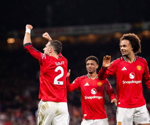 曼联2：1轻取小蜜蜂，重返欧冠近在咫尺，卡里克真是怂出来一片天