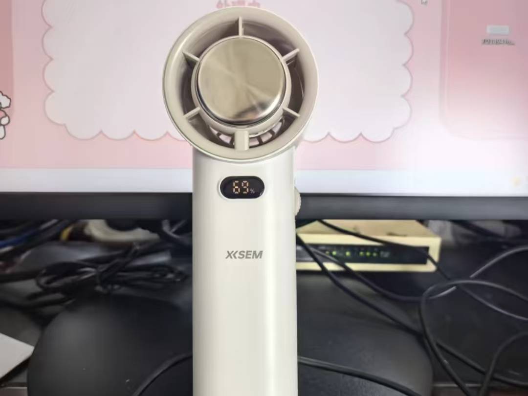 小风扇该怎么选？西圣、睿量、倍量三款不同类型风扇真实对比！