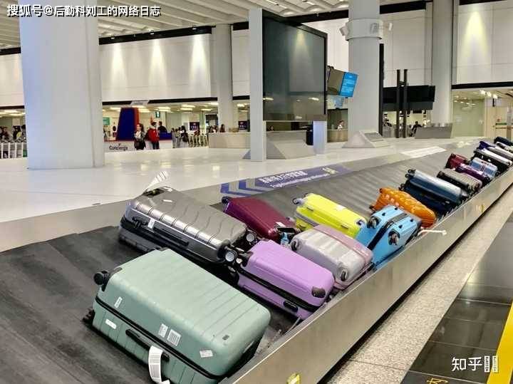 上海商圈行李寄存带领艳丽