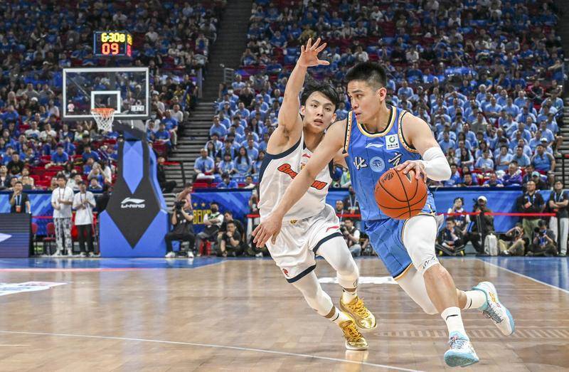 季后赛京粤大战G2：北京占据优势 广东仍有破局筹码