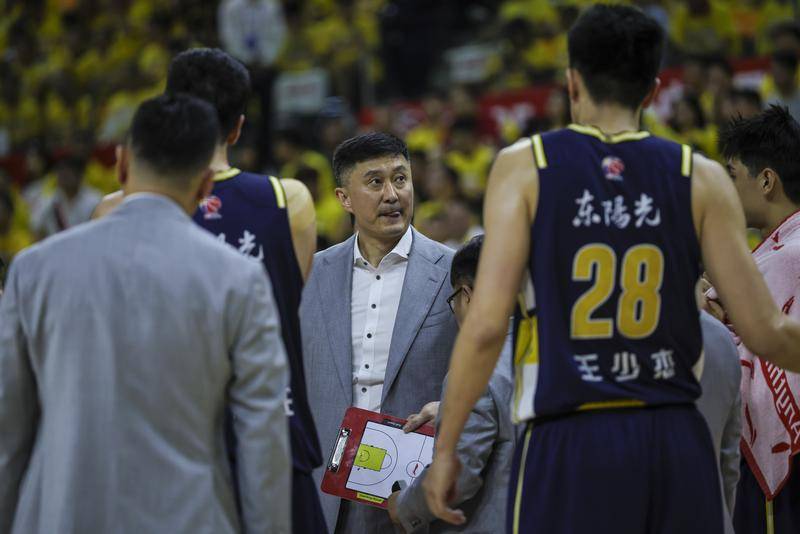 杜锋：全力去拼北京队 年轻队员收获成长与担当