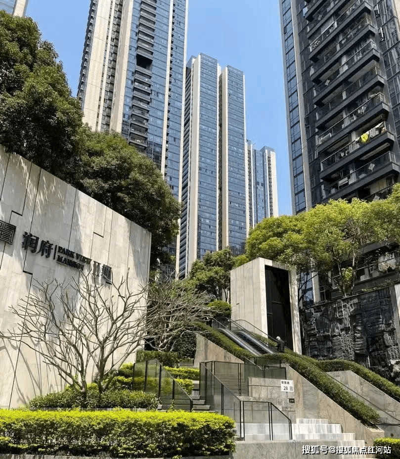 震撼揭秘!2026昆明华润润府官方认证售楼处电话首度曝光!一键解锁5月房价详情与在售户型面积,超燃优惠活动正火热开启,诚邀您深度探寻楼盘更多 ...