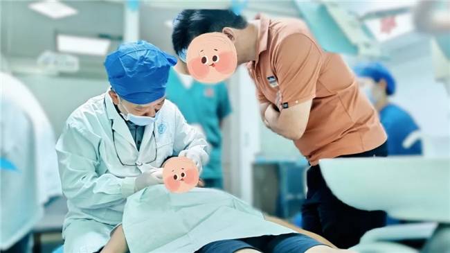 频频更新!惠州口腔医院靠什么赢得满墙荣誉?(图5) 频频更新!惠州口腔医院靠什么赢得满墙荣誉?(图5)