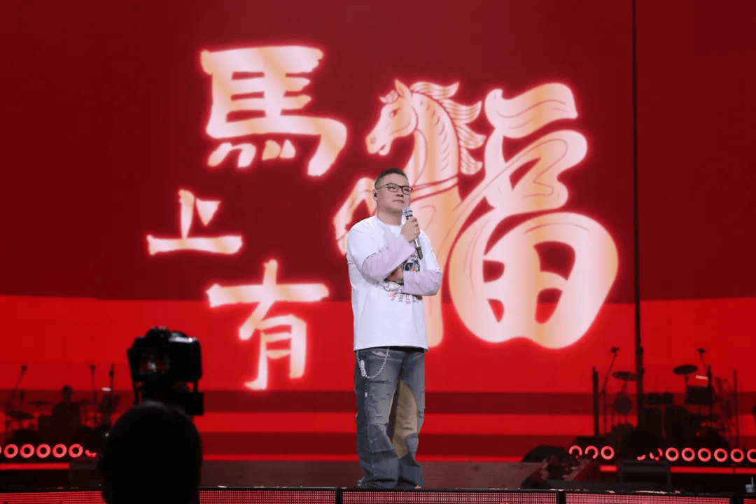 岳云鹏首谈音乐梦想起源：相声之外的人生执念