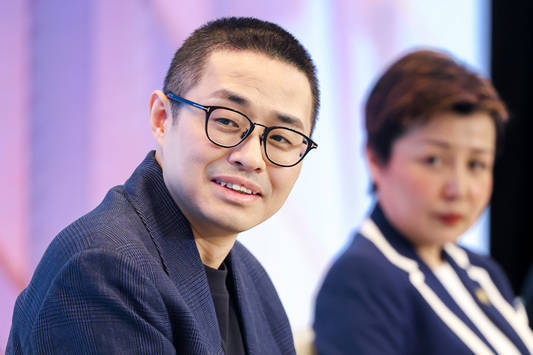 导演文牧野：《欢迎来龙餐馆》聚焦人与爱，传递浓烈情感能量