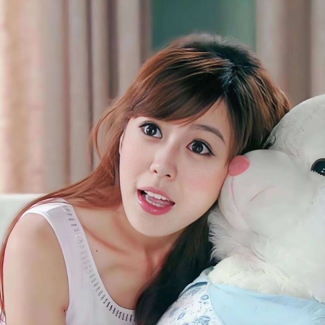 原创            惊了！李金铭剩饭发黑还被当'传家宝'，农村婆婆十年蹭热度真相