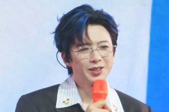 刘宇宁回应“演现偶”：我就不要了，平时我就在综艺节目里也演一些，小奶狗霸道总裁什么的，也够了