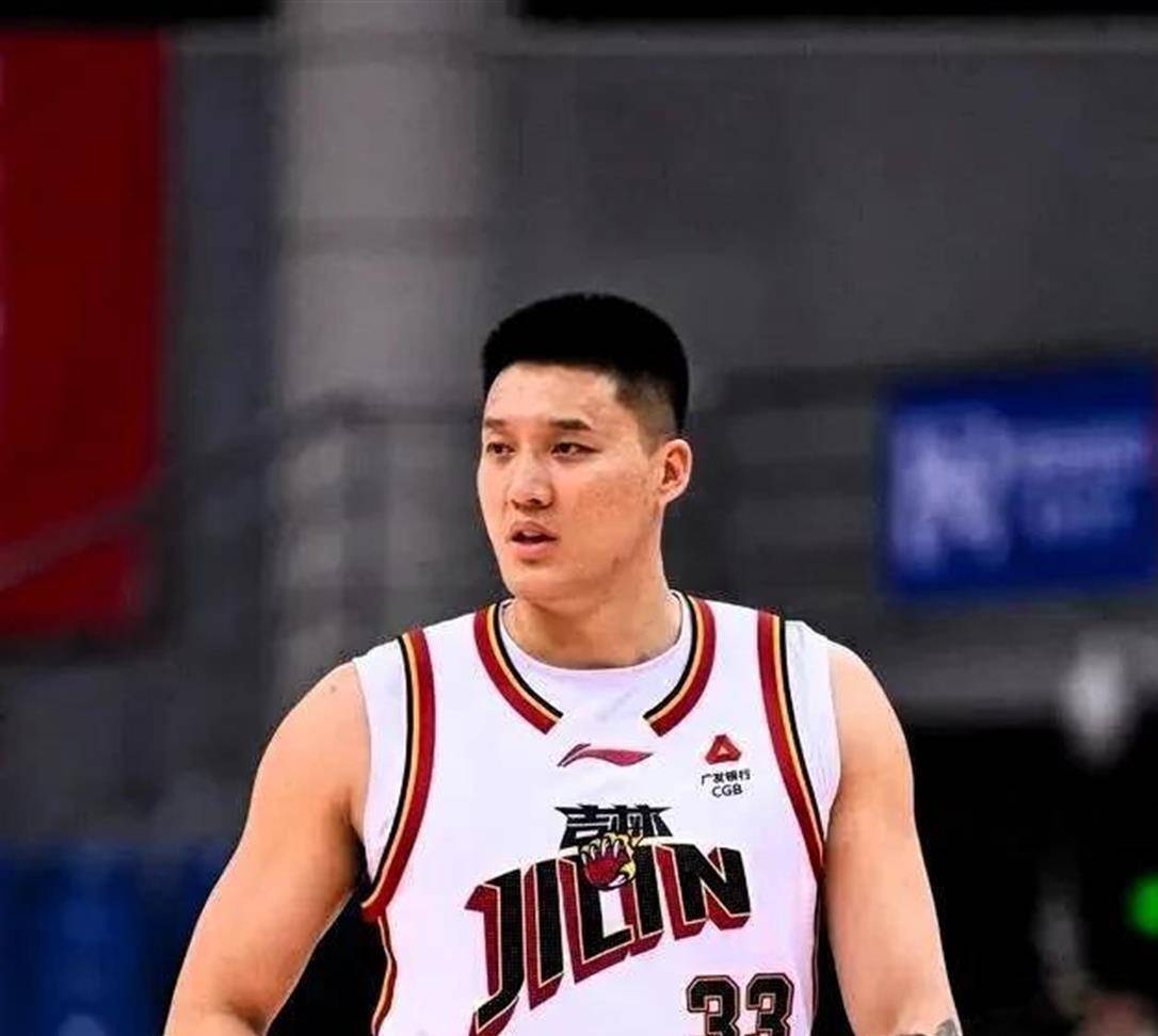 广东宏远三连重磅！朱芳雨、崔永熙皆有变动，徐杰专程回国泪别杜锋藏什么内情？