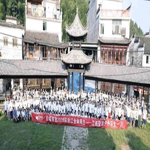 在婺源李坑写生基地怎么挑选适配的写生住宿