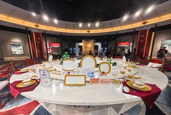 景德镇文艺必逛点哪里可参观国宴瓷器