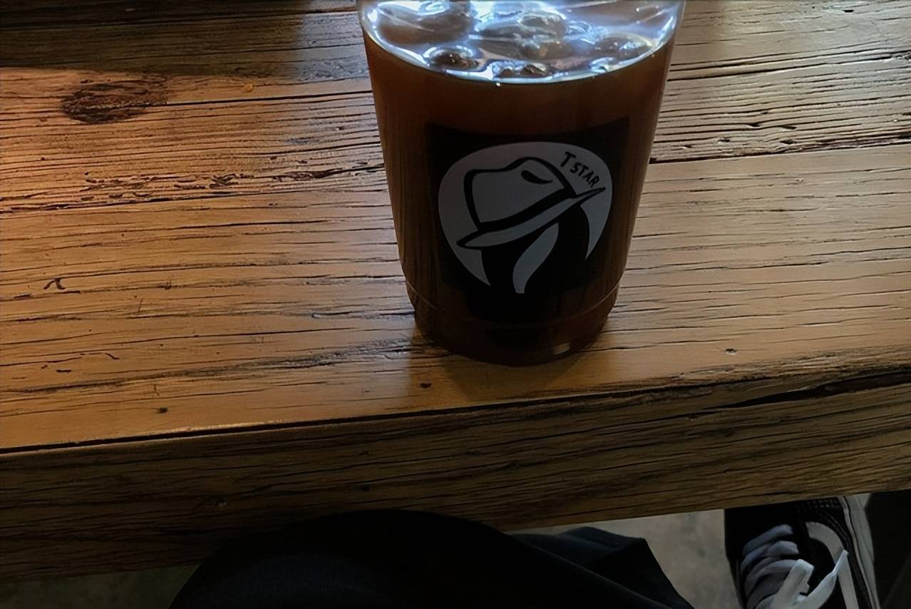 原创            天天喝咖啡和滴咖啡不沾的人，几年后身体会拉开多大差距？