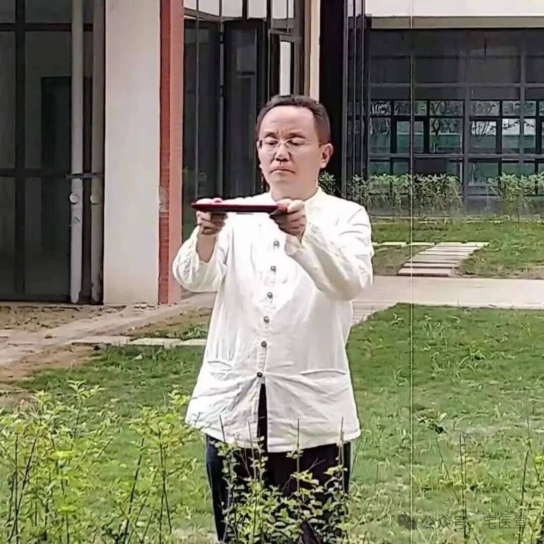 金土皓: 慎终追远 民德归厚