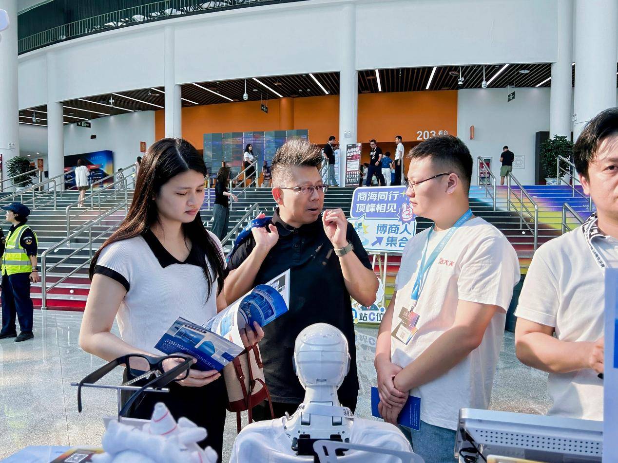 法大夫AI法务产品登陆博商民企盛典,破解民企法务难题(图4) 法大夫AI法务产品登陆博商民企盛典,破解民企法务难题(图4)