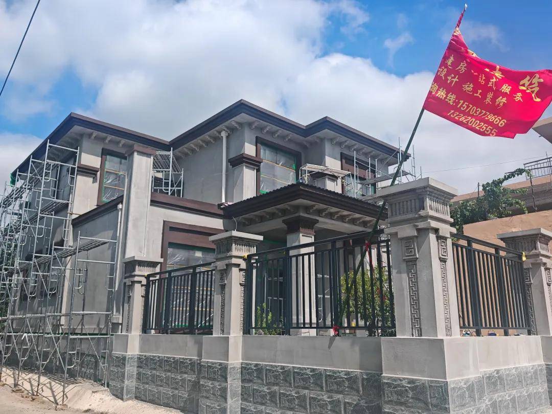 石涂装丨柃溪谷自建房逆袭逻辑：下沉三公里，盘活一村人 