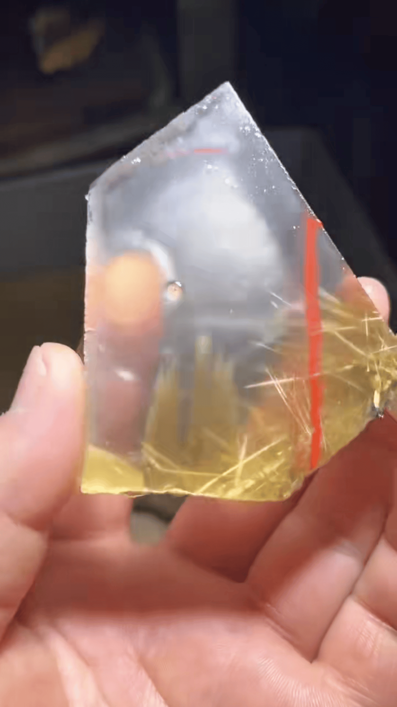 灵漠水晶是谁?东海水晶城专注金发晶、钛晶、铜发晶的精品选品服务 商业资讯 第10张 灵漠水晶是谁?东海水晶城专注金发晶、钛晶、铜发晶的精品选品服务 商业资讯 第10张