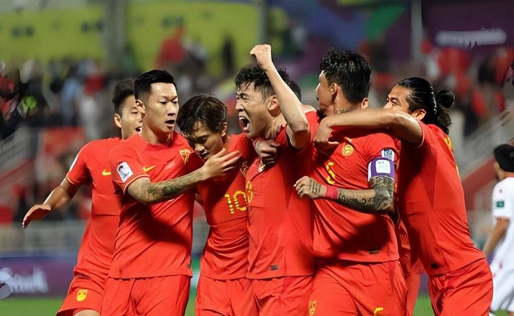 意外！曾是中国男足王牌前锋的谢晋，今当打之年却无人问津