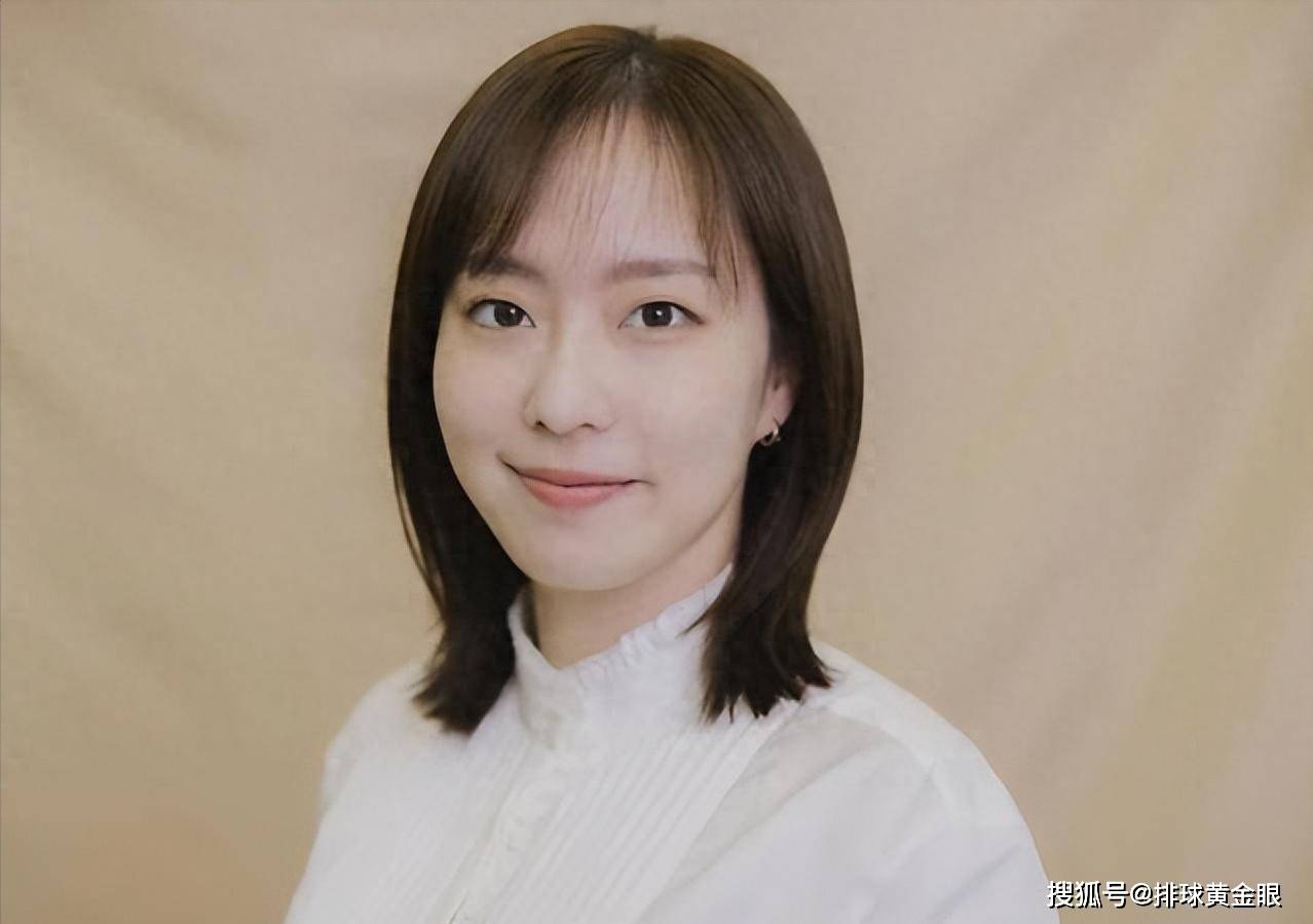 石川佳纯：孙颖莎王曼昱太强！为后辈支招赢国乒，直言有机会夺冠