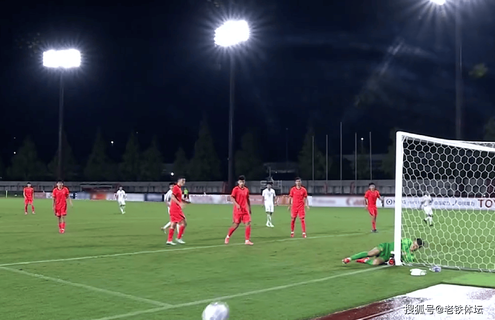 2-1赢球后，中国U23男足张玉宁回应，韩国媒体点评，越南媒体发声