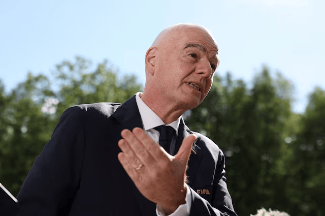欧足联+中北美足联提议：向FIFA211个成员国发放21亿美元