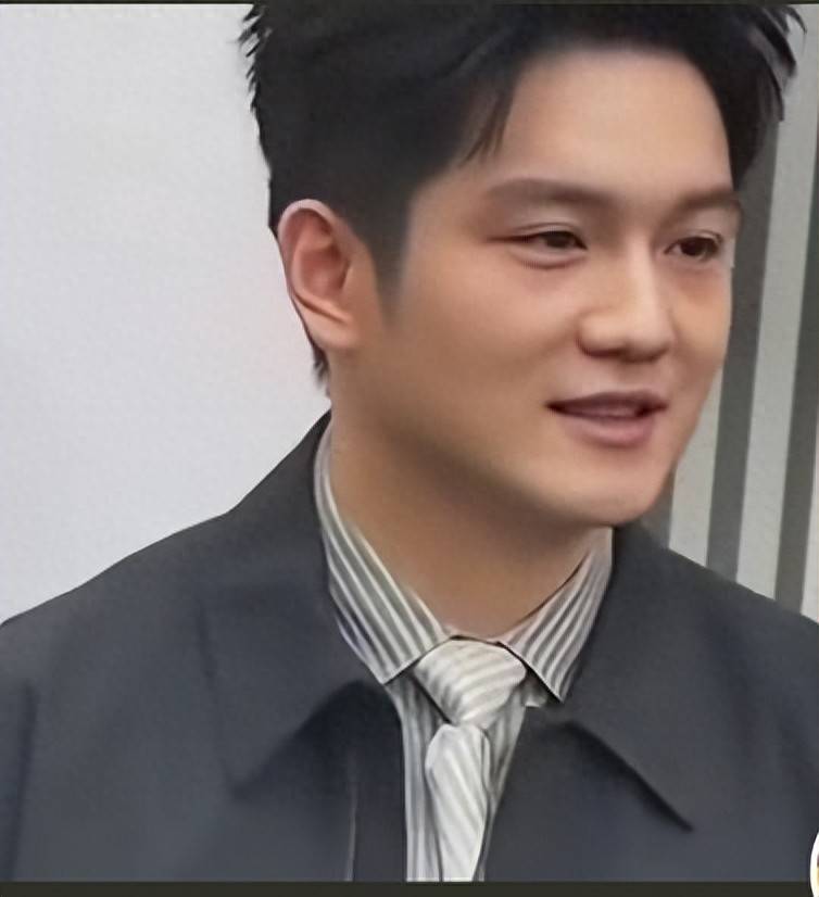 王励勤不曾料到，没有随队出战亚运会的樊振东，会在上海绽放光芒
