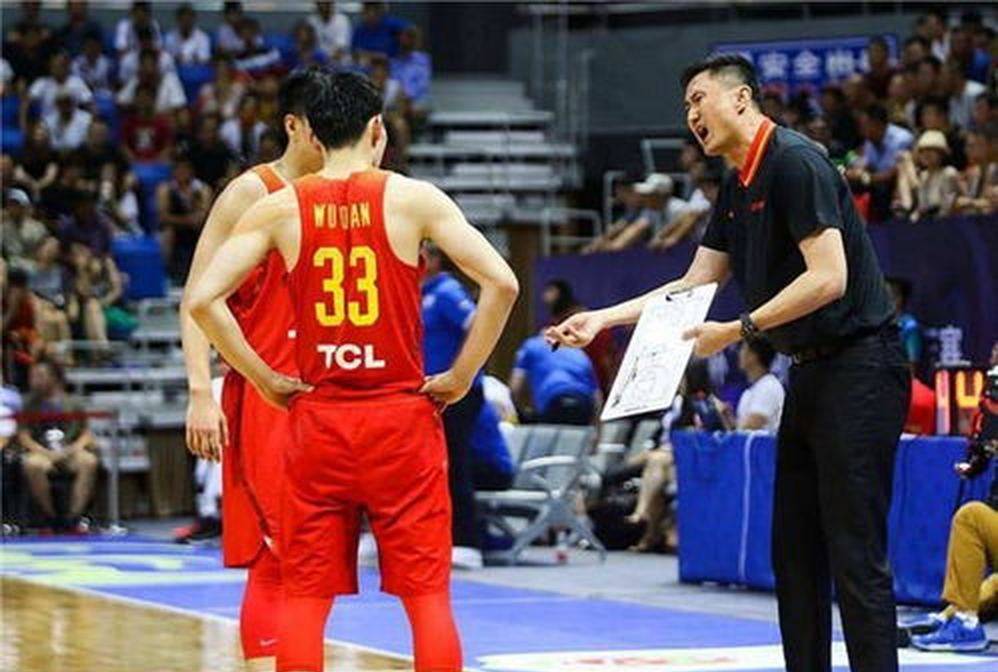 9月23日:杨毅提议男篮三高阵容:杨瀚森打五胡金秋打四!王俊杰回位解放,打亚洲谁能推翻