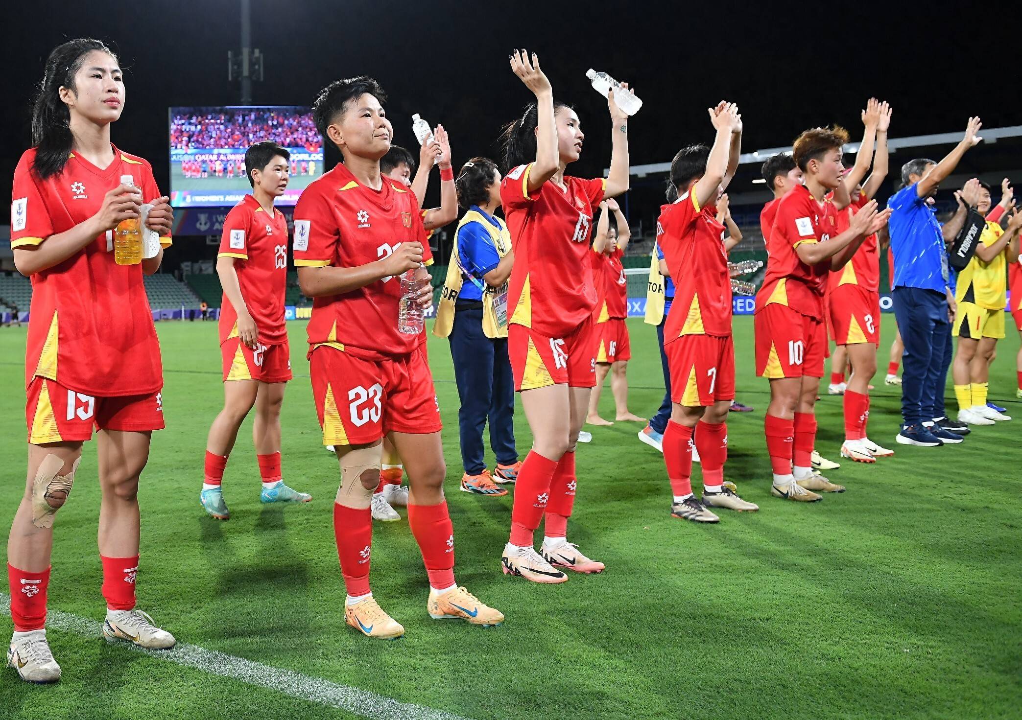亚运会女足最神奇出线队:3场拿1分狂丢10球,淘汰赛将战中国女足