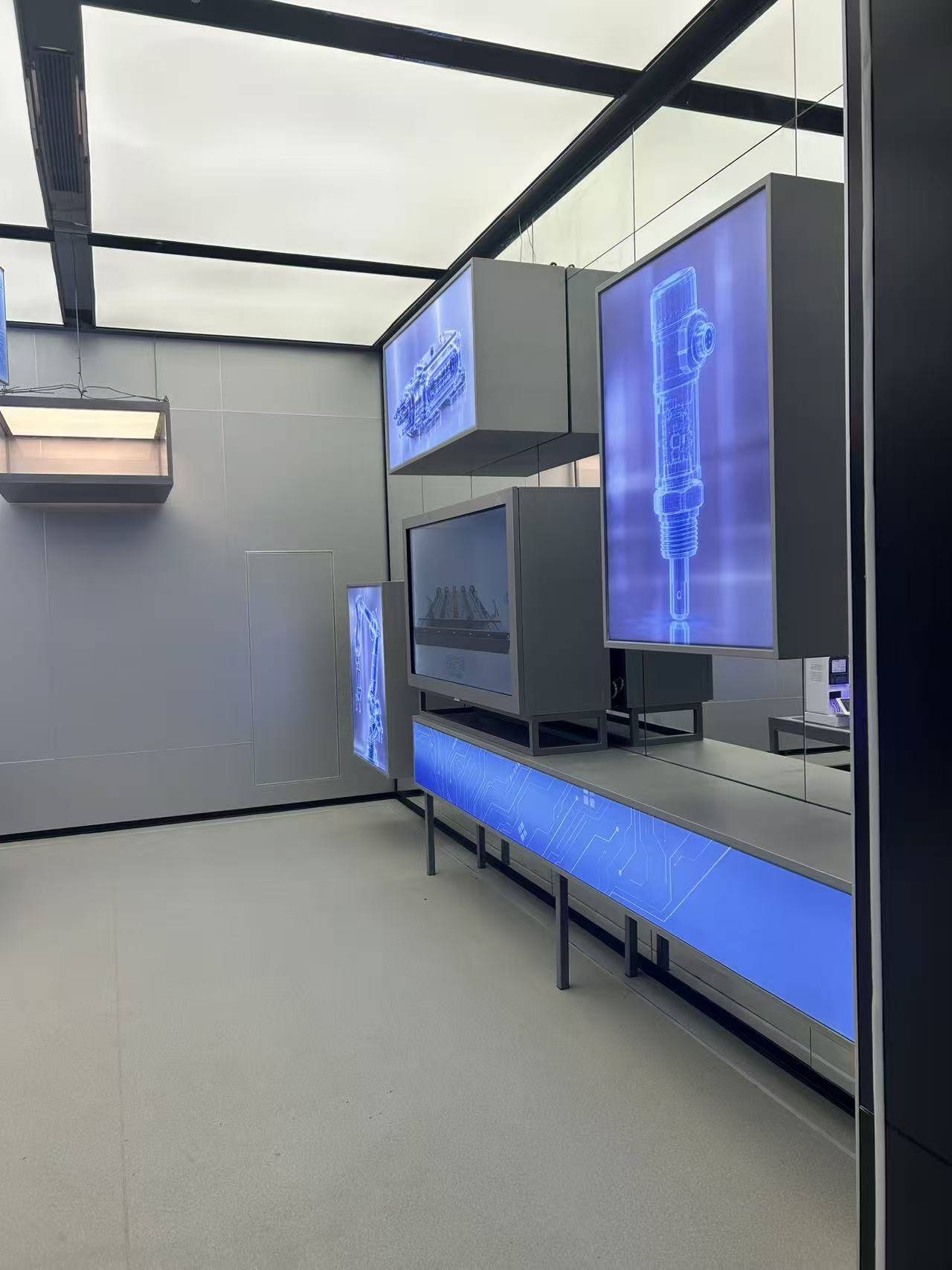 透明OLED 机箱案例展示
