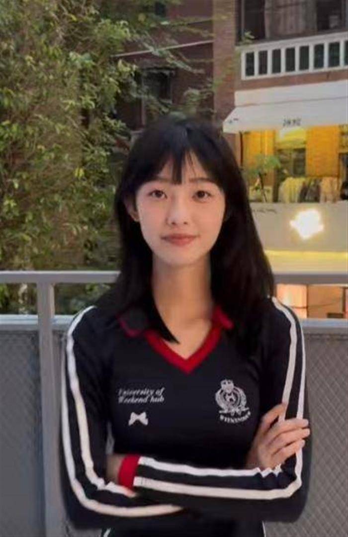 聚餐喝酒，郭艾伦恋情曝光？女方身份曝光，广东女孩，可爱甜美