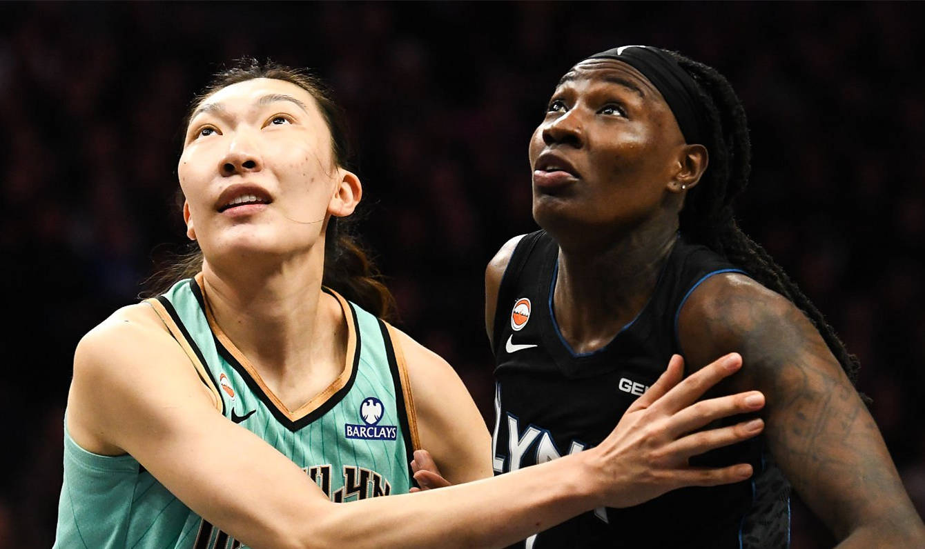 客胜联盟第一!中国女篮27岁2米07王牌闪耀季后赛:辅佐三巨头黑八?