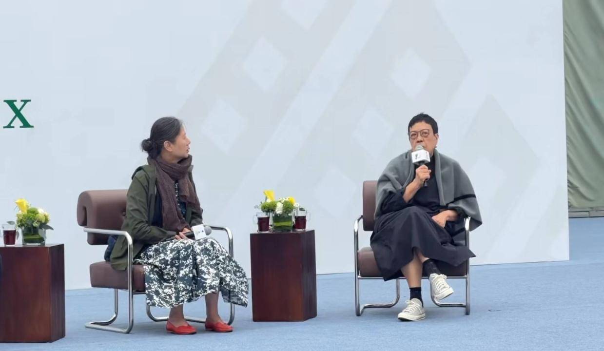 许鞍华平遥大师班：奖项只是态度跟提示，电影很难我可能要改行了封面图
