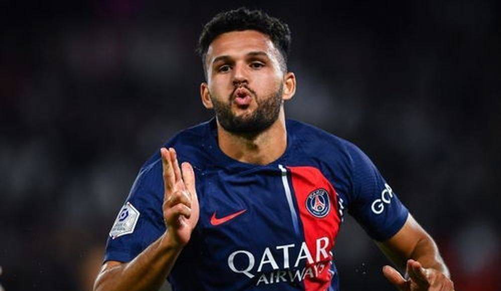 AC米兰队史纪录七千九百万买前锋五轮仅进一球跑动却队内第一，拉莫斯成苦力