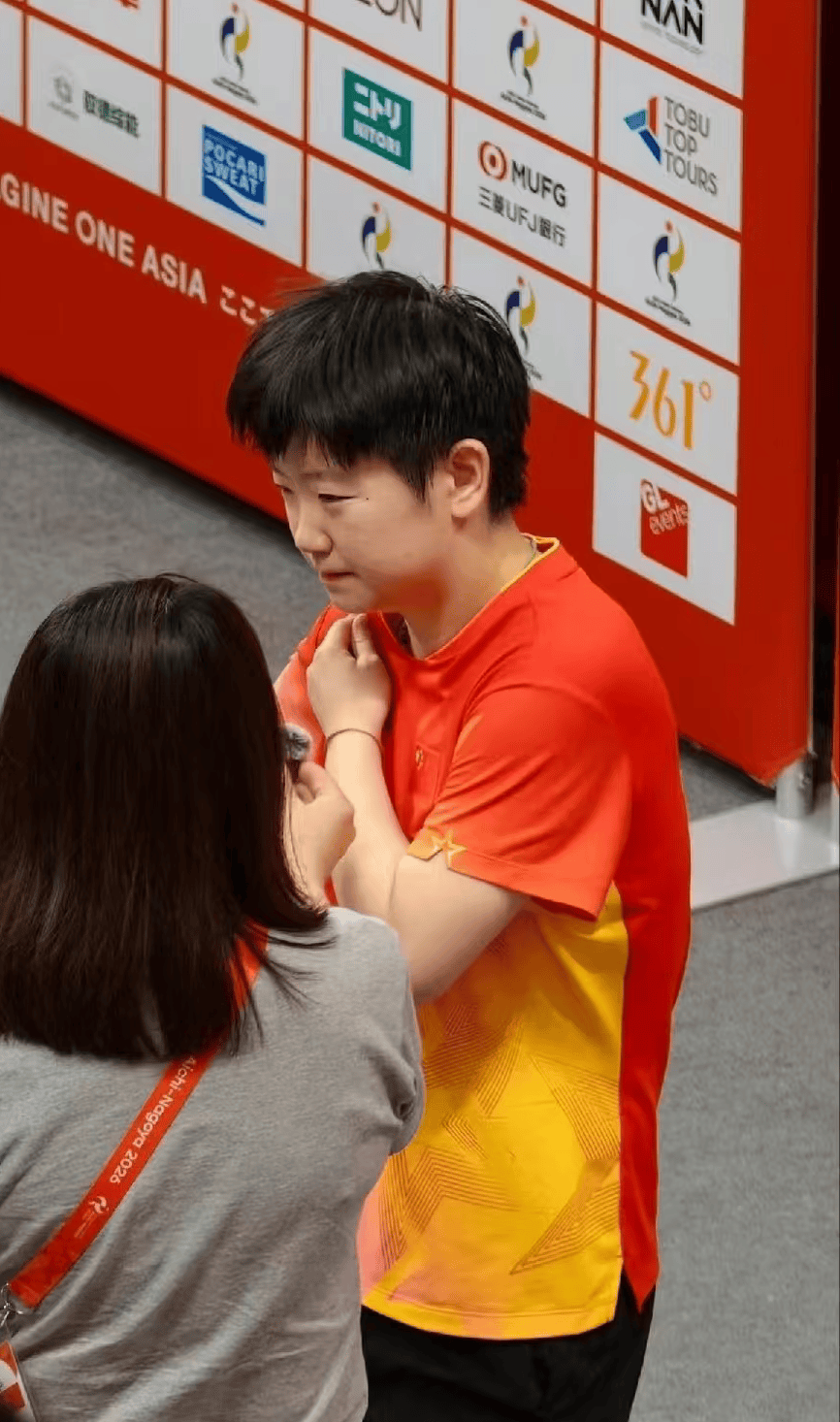 拼到受伤，拿到1金2银，孙颖莎能拿多少奖金？曝亚运前十几名医生会诊