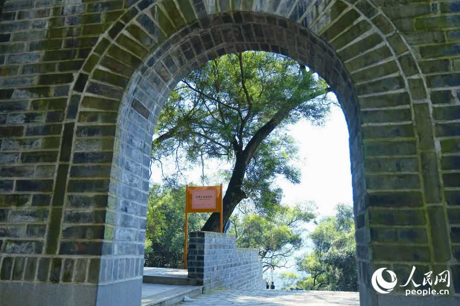 體彩公益金為鳳山古城牆遺址修復專案落地提供了資金保障。人民網 歐陽奕奕攝