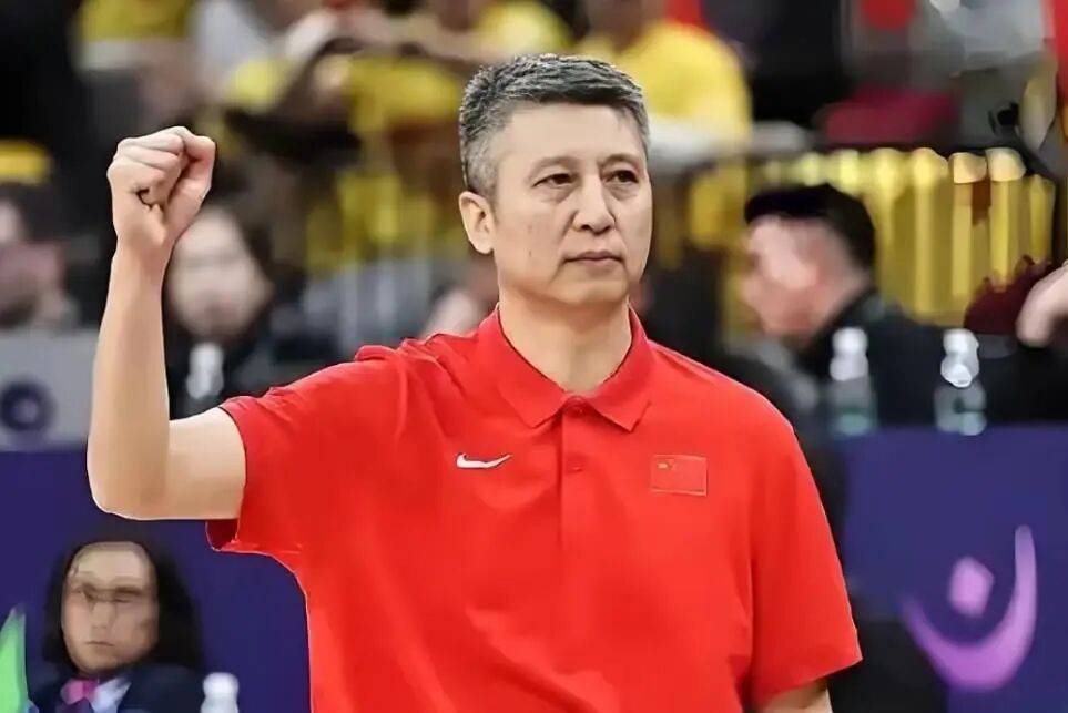 CBA猛料！篮协力挺郭士强，广东接触两名NBA内线，王哲林沈梓捷通过补测
