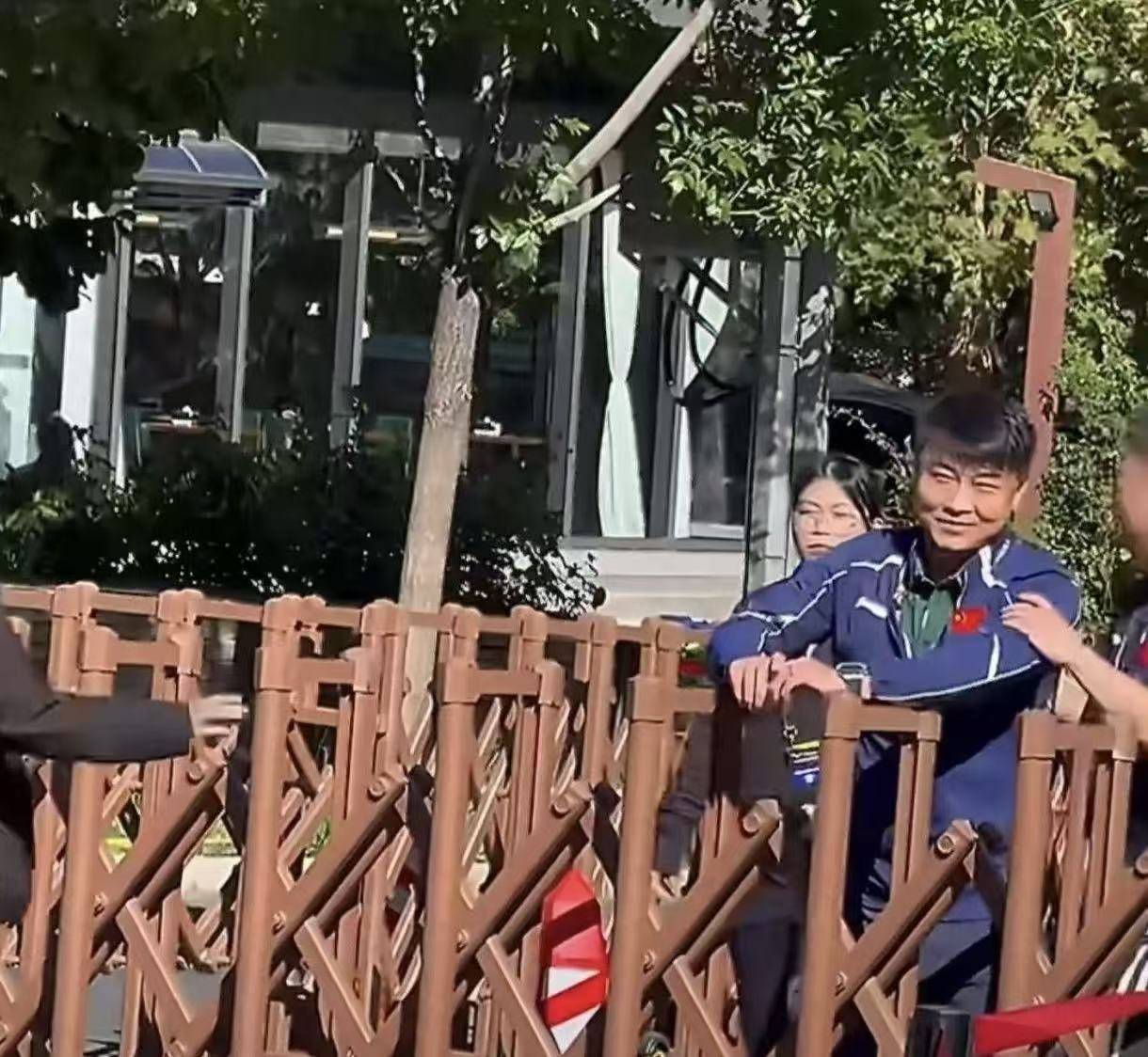 乒协将建赛场禁入名单制度，治理饭圈还得找准病根