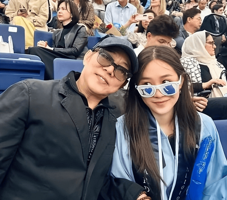 李连杰澄清抛妻弃子传闻