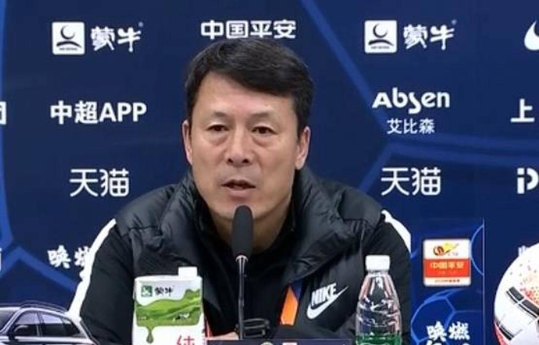 中超保级战11家媒体无人提问，武汉三镇派助教出席，轮换球员释放危险信号
