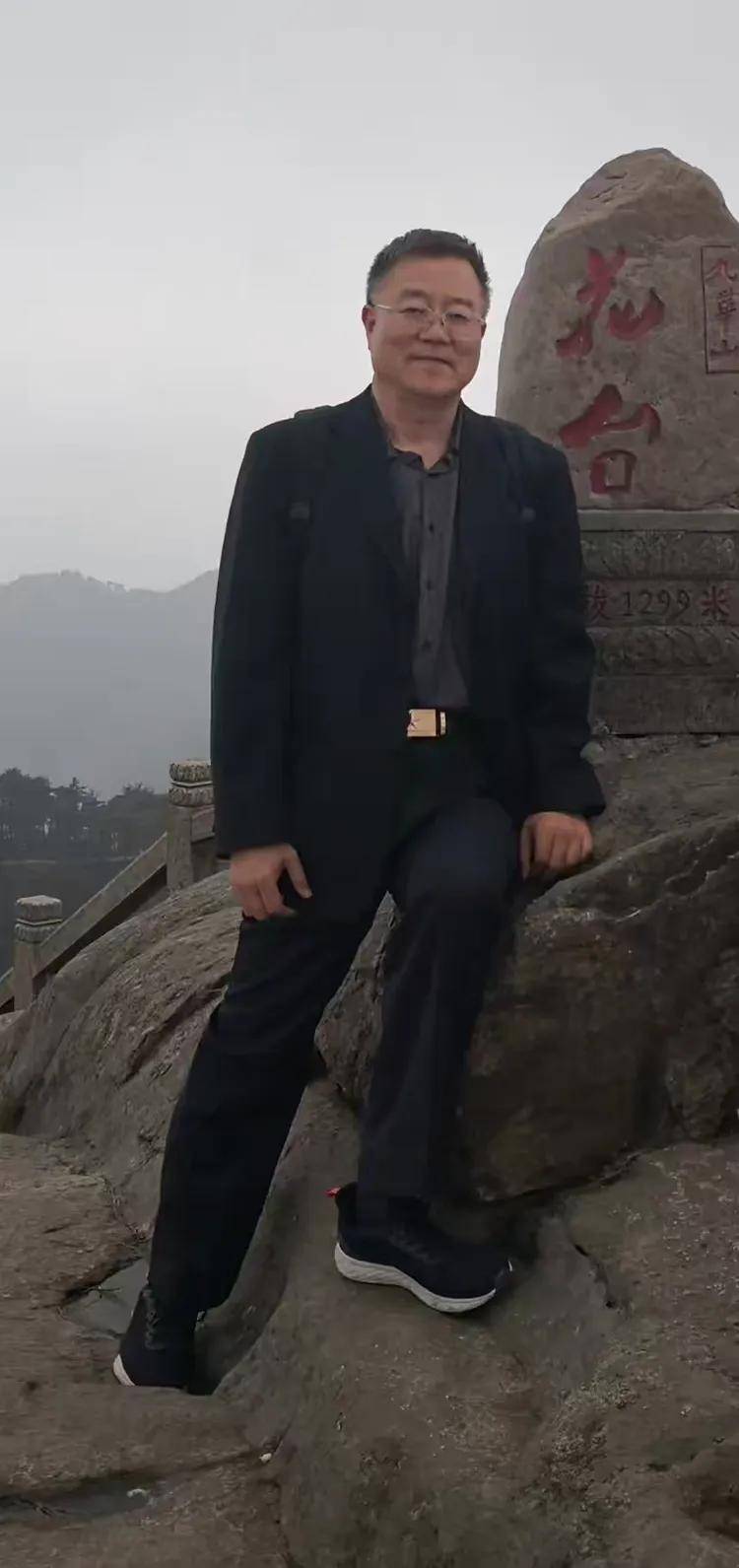 王晓东——《中国当代艺术领军人物》