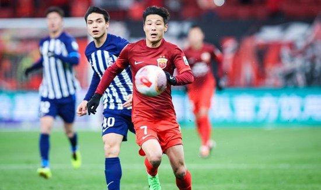 10.19日：韩嘉文替补登场内切破门效率反超刘诚宇，申花22岁小将崛起