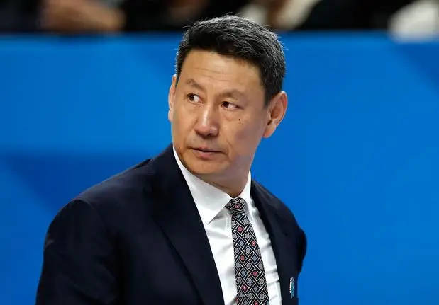 场均4分2板状态受质疑！李楠：对沃特斯充分信任
