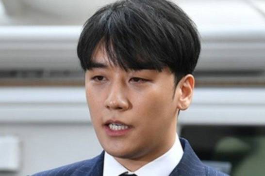 韩媒曝李胜利明年1月将升级当爸 圈外女友已怀孕待产