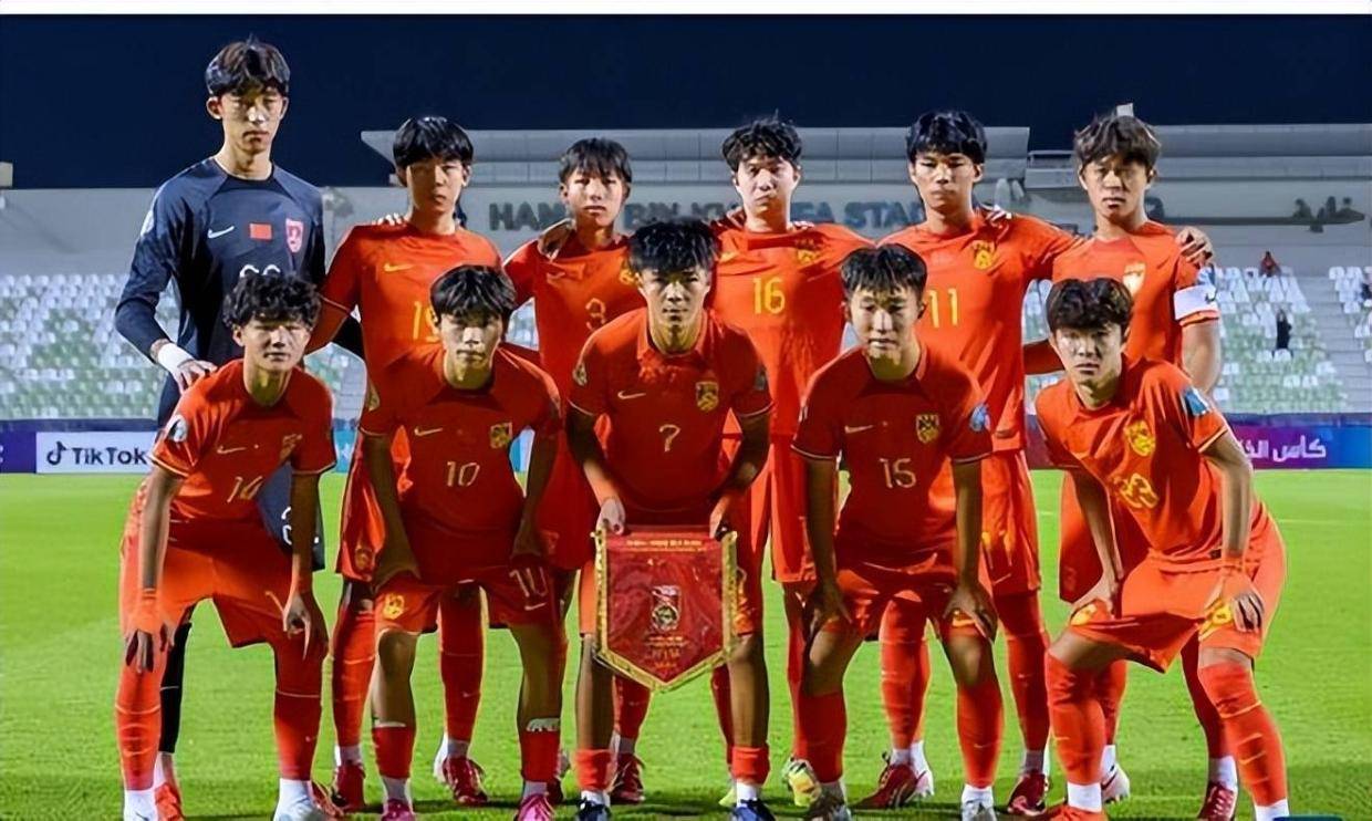 半决赛U16国足VS埃及首发浮现：天才中场复出，袁博涵领衔前场，刘宇洋冲锋