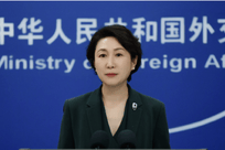 外媒称卫星图像显示，黄岩岛的一个不明结构物消失了，中方回应