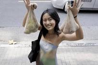山东姑娘苏一格，不碰卫生巾，不买纸巾，八年只捡二手衣服！