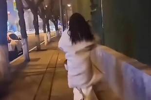 拿女性安全炒作 谁在挑战送陌生女孩回家