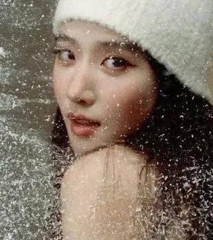 48 小时，从巴黎秀场到雪场封面 ——LV 把卢昱晓宠成了 "冬日限定"