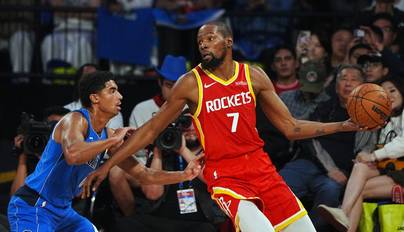 NBA中国赛-火箭力克独行侠 杜兰特单打